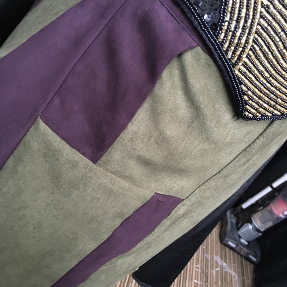 Faux suede color block skirt - Picture 6 of 7